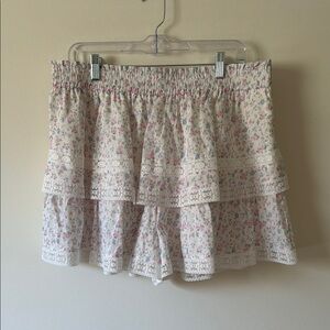 ARULA Cream Tiered Floral Lace Shorts with Pink & Blue Flowers